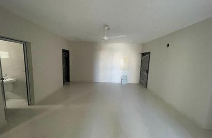 Apartment - 3 Bedrooms - 2 Bathrooms for rent in West Riffa - Riffa - Southern Governorate