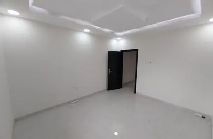 Apartment - 2 Bedrooms - 2 Bathrooms for rent in Hamad Town - Northern Governorate