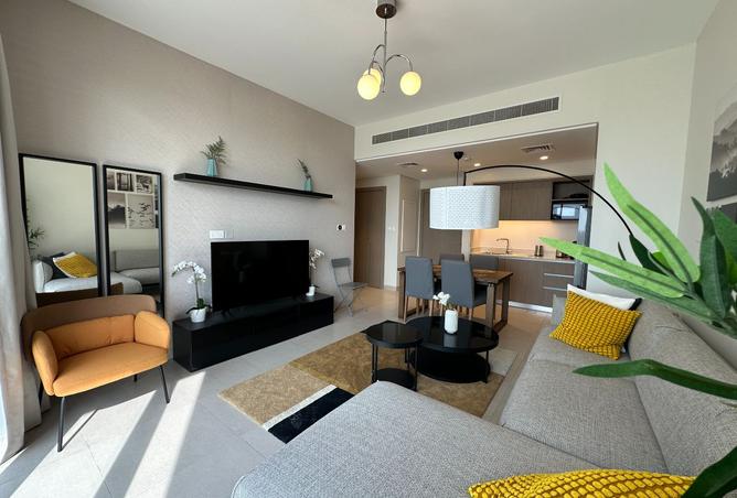 987873 - Property Image 2