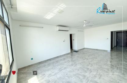Apartment - 2 Bedrooms - 2 Bathrooms for rent in Budaiya - Northern Governorate