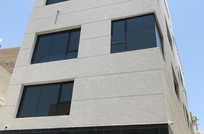 Apartment - 2 Bedrooms - 2 Bathrooms for rent in Manama - Capital Governorate