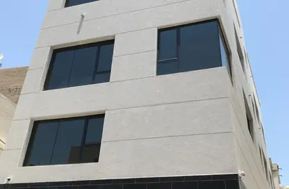 Apartment - 2 Bedrooms - 2 Bathrooms for rent in Manama - Capital Governorate