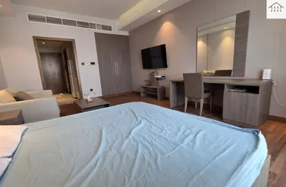 Apartment - Studio - 1 Bathroom for rent in Sanabis - Manama - Capital Governorate