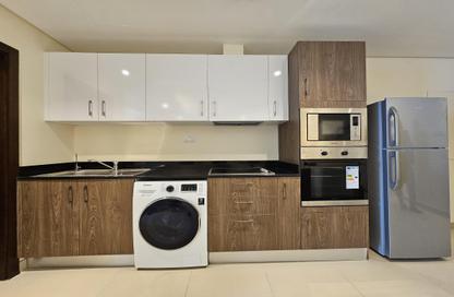 Apartment - 1 Bedroom - 2 Bathrooms for rent in Busaiteen - Muharraq Governorate