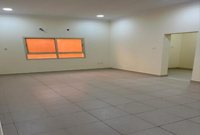 993548 - Property Image 3