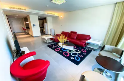 شقة - غرفة نوم - 2 حمامات للايجار في شارع أمواج - أمواج - المحرق