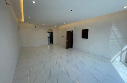 Apartment - 3 Bedrooms - 3 Bathrooms for sale in Bu Kowarah - Riffa - Southern Governorate