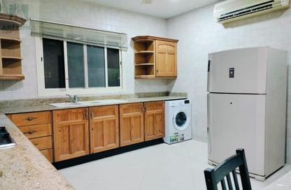 Apartment - 3 Bedrooms - 3 Bathrooms for rent in Segaya - Manama - Capital Governorate