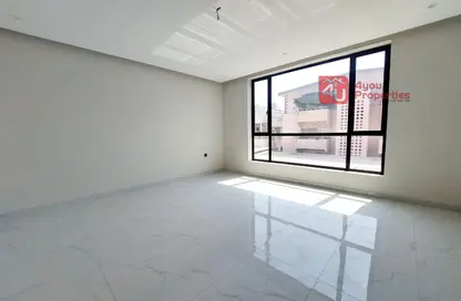 Apartment - 3 Bedrooms - 3 Bathrooms for rent in Segaya - Manama - Capital Governorate