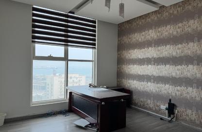 Office Space - 3 Bedrooms - 3 Bathrooms for rent in Exhibition Road - Hoora - Capital Governorate