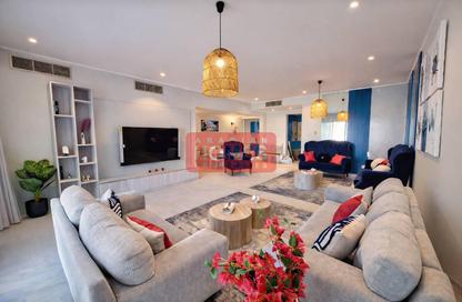 Villa - 4 Bedrooms - 5 Bathrooms for sale in Amwaj Avenue - Amwaj Islands - Muharraq Governorate