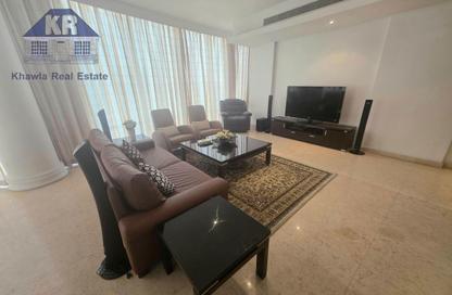 Apartment - 2 Bedrooms - 3 Bathrooms for rent in Al Juffair - Capital Governorate
