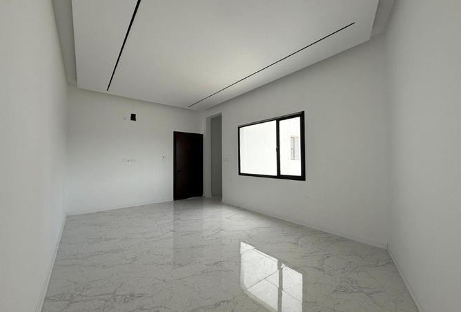 52327702 - صورة العقار 3