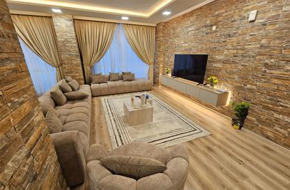 Apartment - 2 - 2 for rent in Al Juffair - Capital Governorate