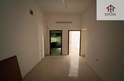 Apartment - 2 Bedrooms - 2 Bathrooms for rent in Busaiteen - Muharraq Governorate