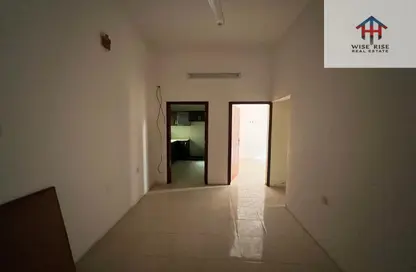 Apartment - 2 Bedrooms - 2 Bathrooms for rent in Busaiteen - Muharraq Governorate