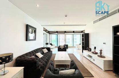 Apartment - 3 Bedrooms - 4 Bathrooms for rent in Reef Island - Capital Governorate