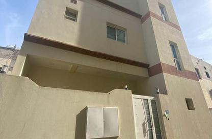 Villa - 5 Bedrooms - 6 Bathrooms for sale in Karrana - Northern Governorate