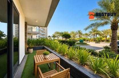 Apartment - 1 Bedroom - 2 Bathrooms for rent in Reef Island - Capital Governorate