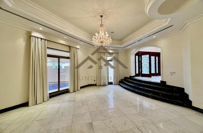 Villa - 4 Bedrooms - 5 Bathrooms for sale in Mahooz - Manama - Capital Governorate