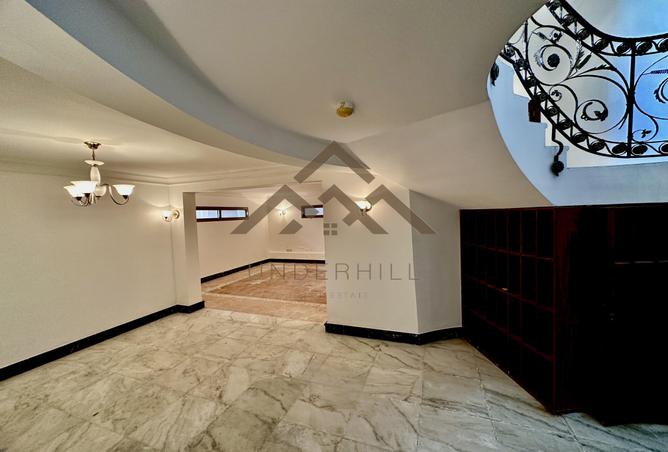 52830670 - Property Image 2