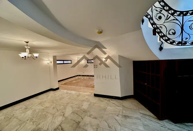 52830670 - Property Image 2