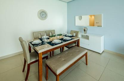 Apartment - 2 Bedrooms - 4 Bathrooms for rent in Reef Island - Capital Governorate
