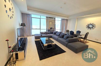 Apartment - 2 Bedrooms - 2 Bathrooms for rent in Al Juffair - Capital Governorate