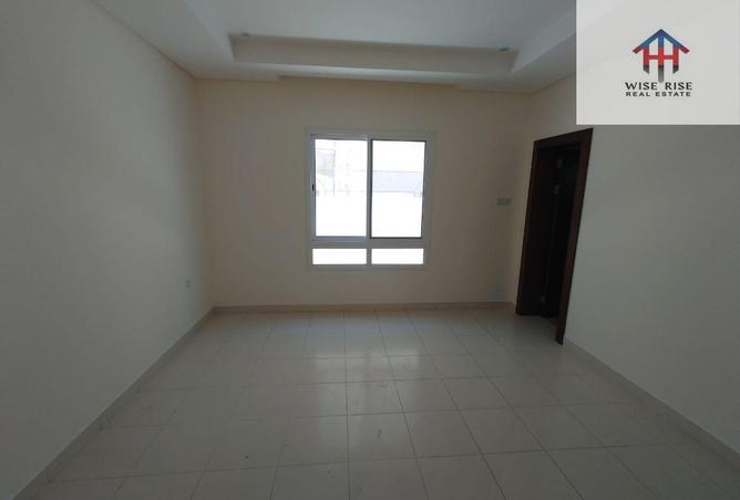 54484702 - Property Image 2