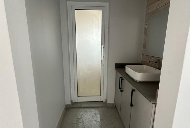 980801 - Property Image 3