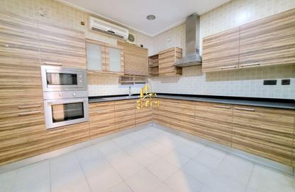 Apartment - 2 Bedrooms - 3 Bathrooms for rent in Janabiya - Northern Governorate