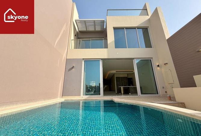 1001123 - Property Image 2