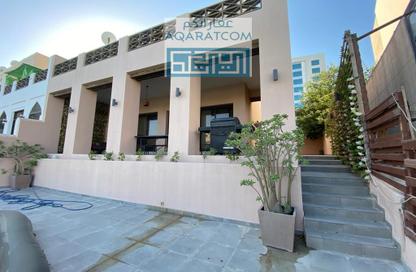 فيلا - 5 غرف نوم - 3 حمامات للبيع في مدينة المرسى - أمواج - المحرق