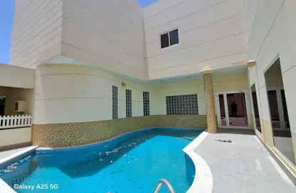 مجمع سكني - 4 غرف نوم - 4 حمامات للايجار في الجنبية - المحافظة الشمالية