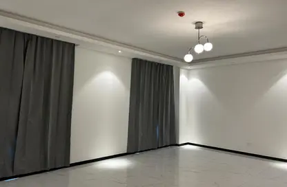 Apartment - 2 Bedrooms - 2 Bathrooms for rent in Galali - Muharraq Governorate
