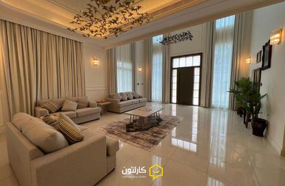 Villa - 5 Bedrooms - 6 Bathrooms for sale in Tubli - Central Governorate