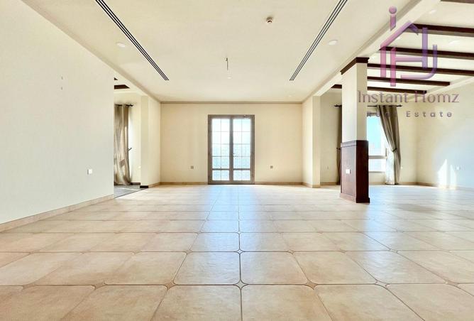 992464 - Property Main Image