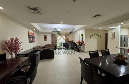 Apartment - 2 Bedrooms - 3 Bathrooms for rent in Al Juffair - Capital Governorate