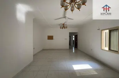 Apartment - 3 Bedrooms - 3 Bathrooms for rent in Busaiteen - Muharraq Governorate