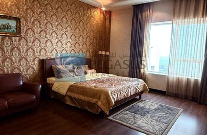 Penthouse - 5 Bedrooms - 6 Bathrooms for sale in Sanabis - Manama - Capital Governorate