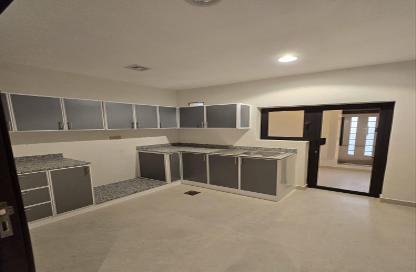 Villa - 3 Bedrooms - 4 Bathrooms for sale in Isa Town - Central Governorate