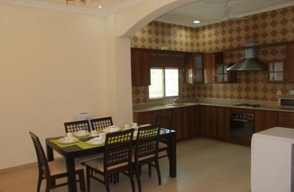 Apartment - 2 Bedrooms - 2 Bathrooms for rent in Al Burhama - Manama - Capital Governorate