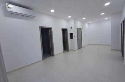 Apartment - 2 Bedrooms - 2 Bathrooms for rent in Tubli - Central Governorate