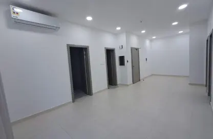 Apartment - 2 Bedrooms - 2 Bathrooms for rent in Tubli - Central Governorate