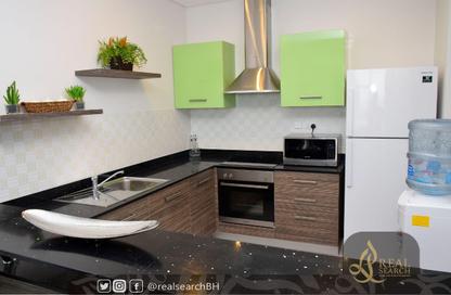 Apartment - 2 Bedrooms - 3 Bathrooms for rent in Reef Island - Capital Governorate