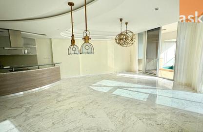 Apartment - 3 Bedrooms - 6 Bathrooms for rent in Bahrain Bay - Capital Governorate