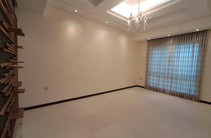 Villa - 4 Bedrooms - 4 Bathrooms for rent in Saar - Northern Governorate Villa - 4 Bedrooms - 4 Bathrooms for rent in Saar - Northern Governorate