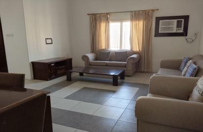 Apartment - 2 Bedrooms - 2 Bathrooms for rent in Um Al Hasam - Manama - Capital Governorate