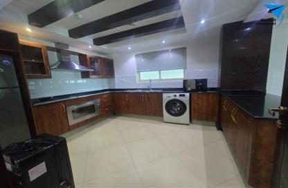 Apartment - 3 Bedrooms - 4 Bathrooms for rent in Segaya - Manama - Capital Governorate