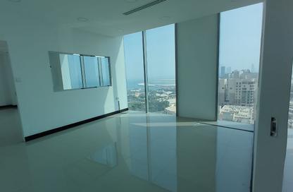 Office Space - Studio - 2 for rent in Seef - Capital Governorate